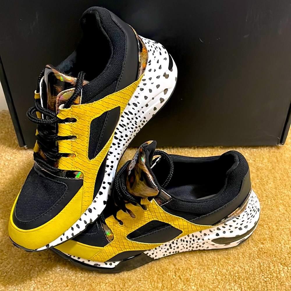 Steve Madden Luxury